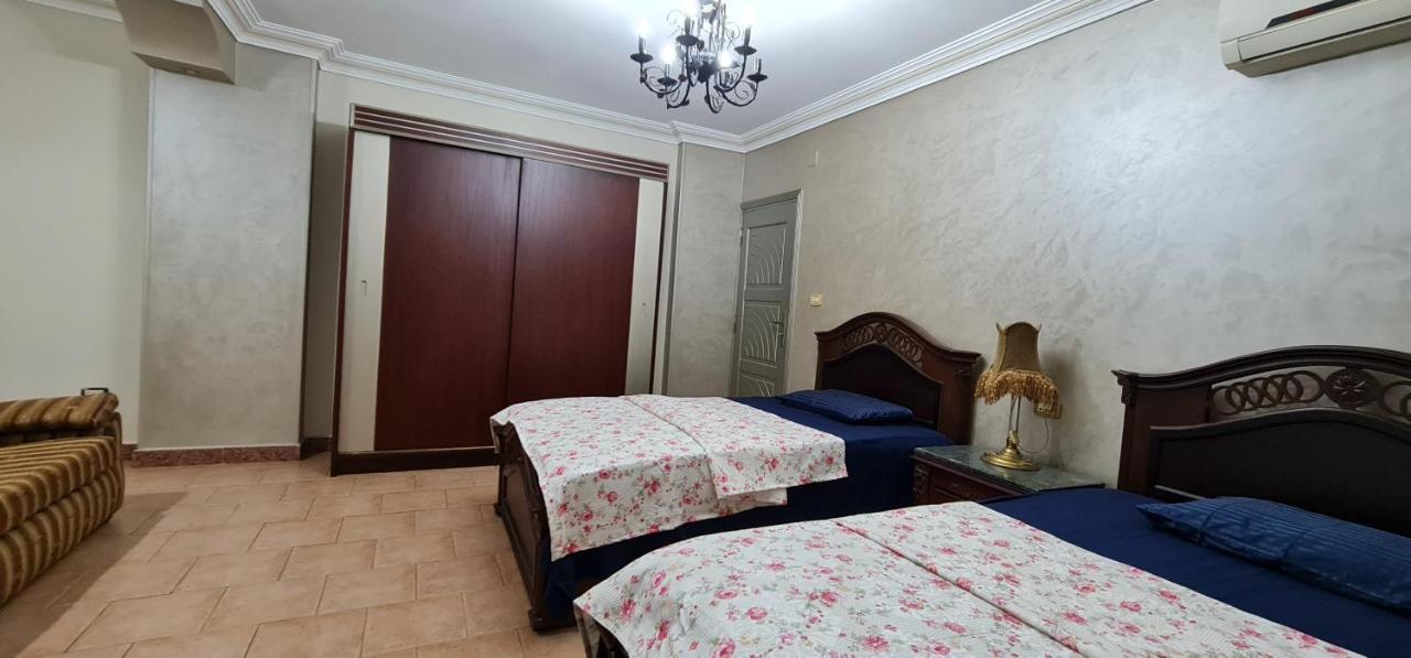 Comfy 2-Bedrooms Apartment In Cairo 44-2 Extérieur photo